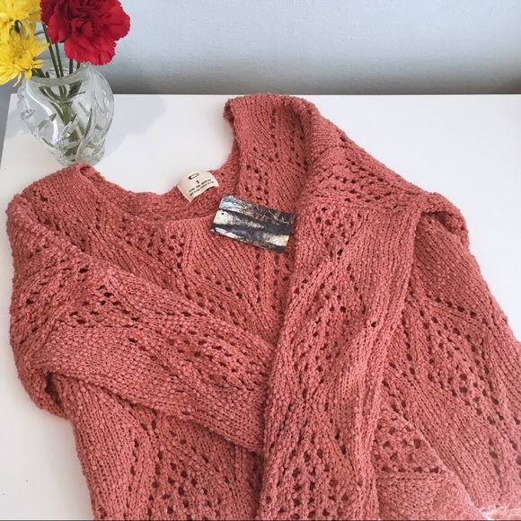 Urban Outfitters Sweaters - NWT Urban Outfitters Salmon Sweater